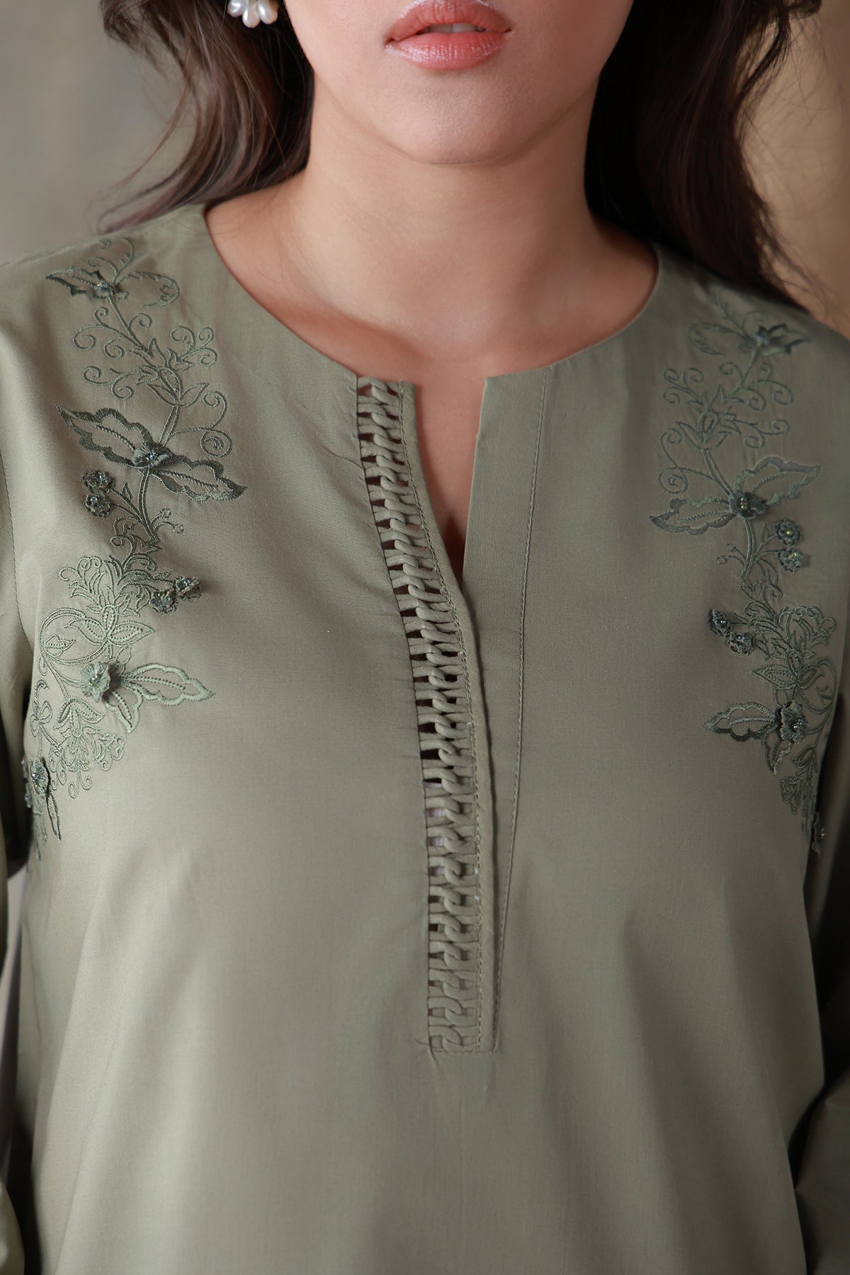 Sage Serenity- Effortless Everyday Elegance