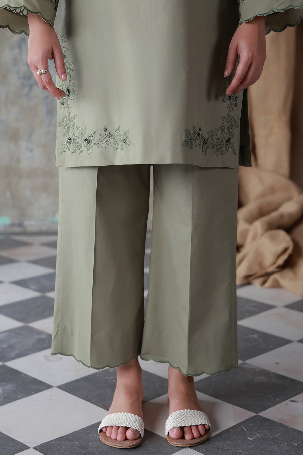 Sage Serenity- Effortless Everyday Elegance