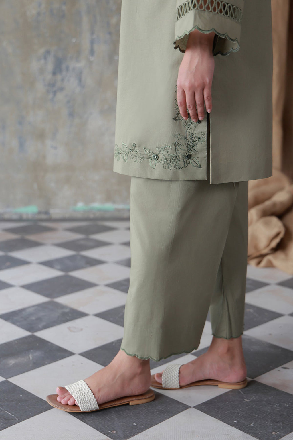 Sage Serenity- Effortless Everyday Elegance