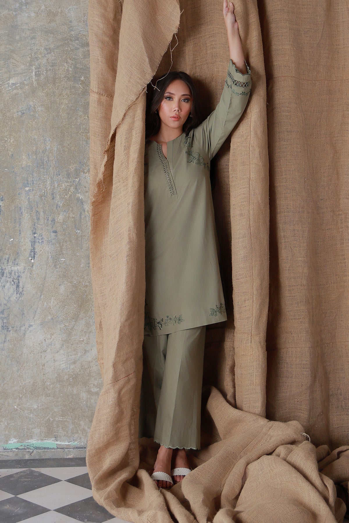 Sage Serenity- Effortless Everyday Elegance
