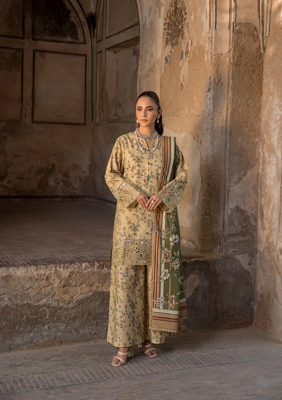 Golden Bloom- Embroided Pakistani Lawn Suit