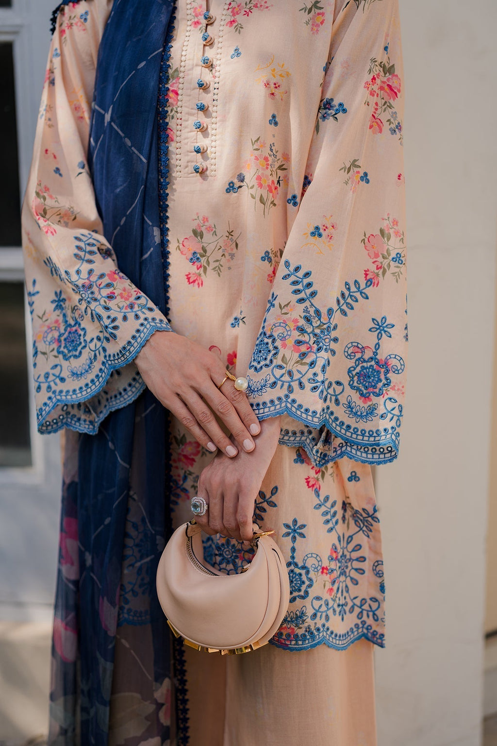 Blush Garden- grace in full bloom