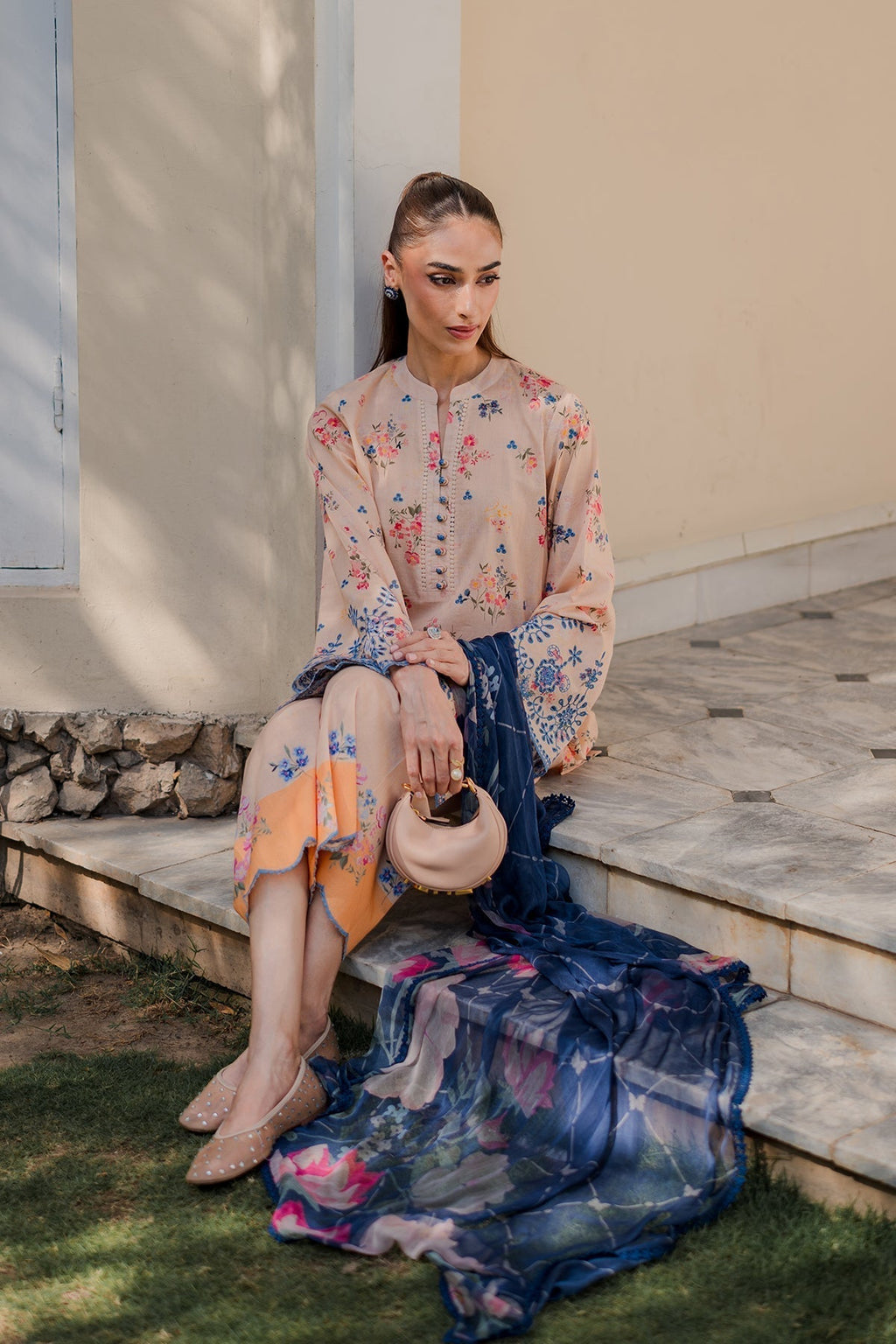 Blush Garden- grace in full bloom