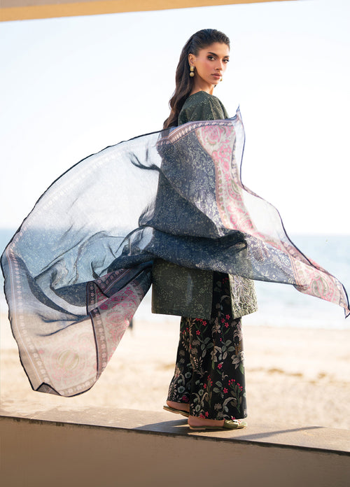 Bahareh- inspired by nature's elegance